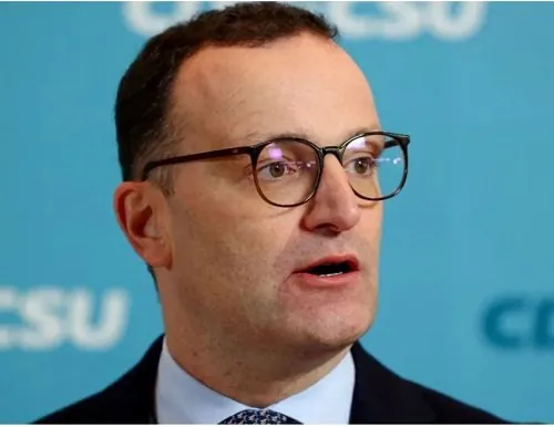 German politician resigns over surrogacy child controversy