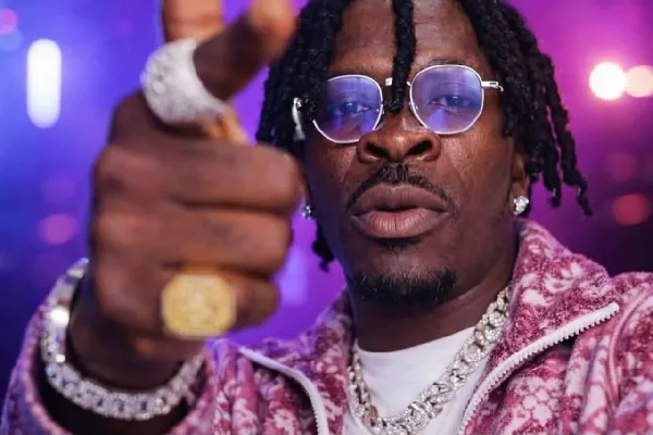 Shatta Wale reveals freaky things he does with his two wives