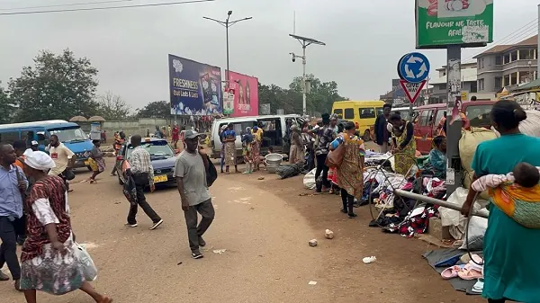 Reduce taxes, stabilise cedi – Kumasi traders tell government