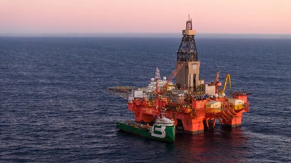 7,942 oil service permits, 49 licences granted in Q1 - Report
