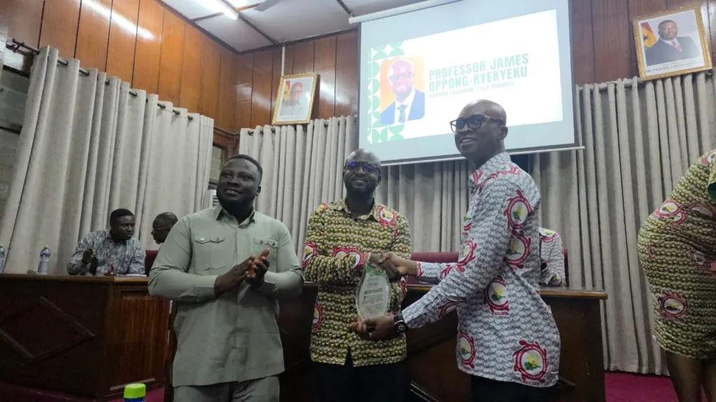 Pharmaceutical Society backs 24-Hour Economy, seeks security and tax relief for pharmacies