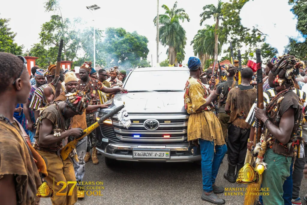 Asantehene hosts Yagbonwura at Manhyia Palace