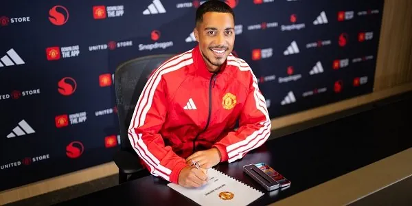 Man Utd sign Tielemans for £35m from Aston Villa
