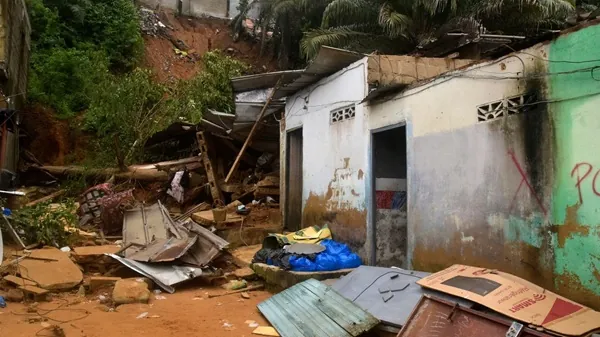 Ivory Coast Floods: 59 killed as authorities fear death toll will rise