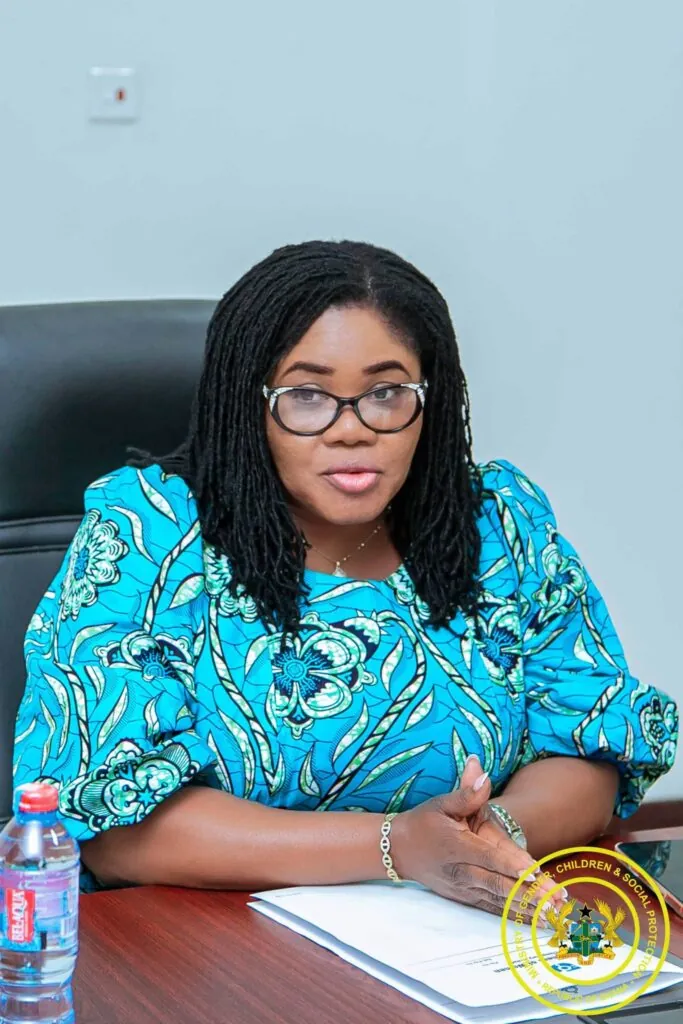 Gender Minister pledges support for Police Wives Association after meeting with leadership
