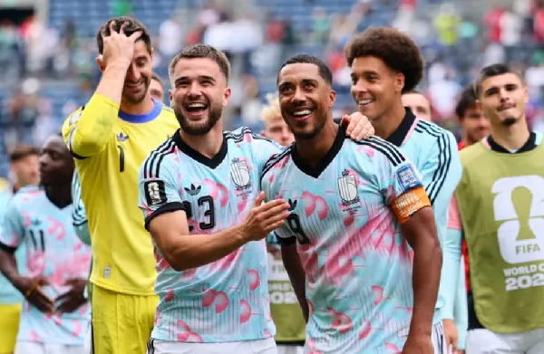World Cup: Belgium fight from two goals down to beat Senegal 3-2