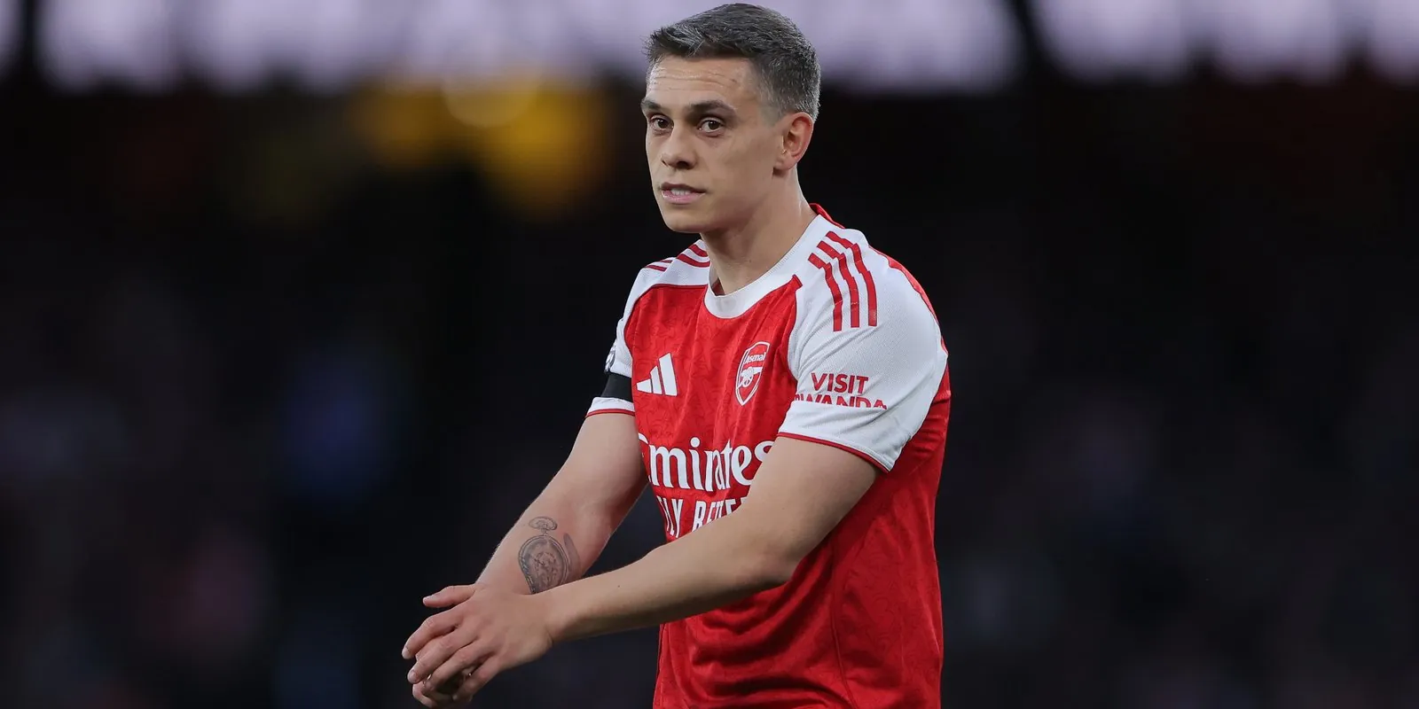 Arsenal agree Trossard fee for Beskitas switch