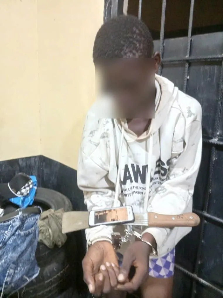 Police arrest 19-year-old robbery suspect after swift response in Asokore Mampong