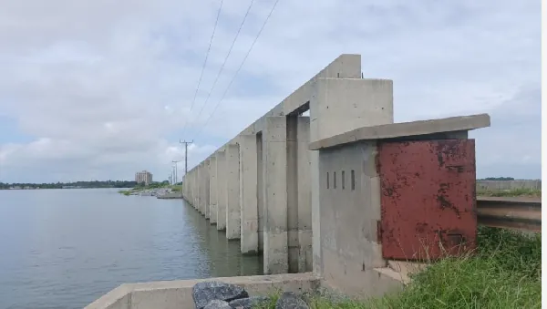 Engineers open Kedzi-Azizadzi floodgate