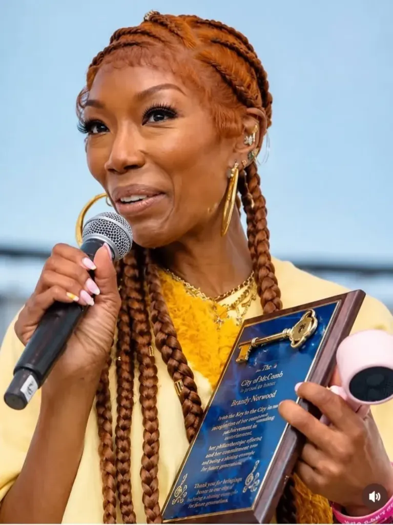 Brandy’s slimmer appearance sparks concern as fans urge compassion over online speculation