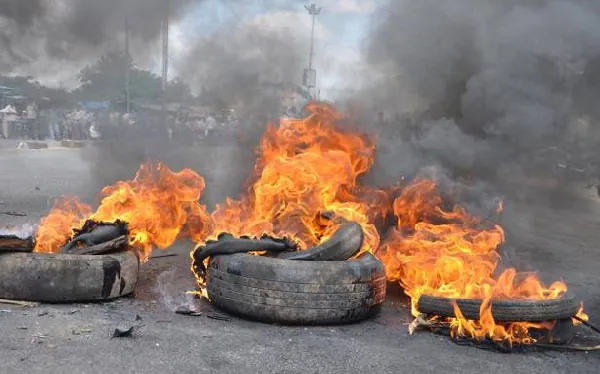 Stop using tyres to singe meat – Dr Sasu