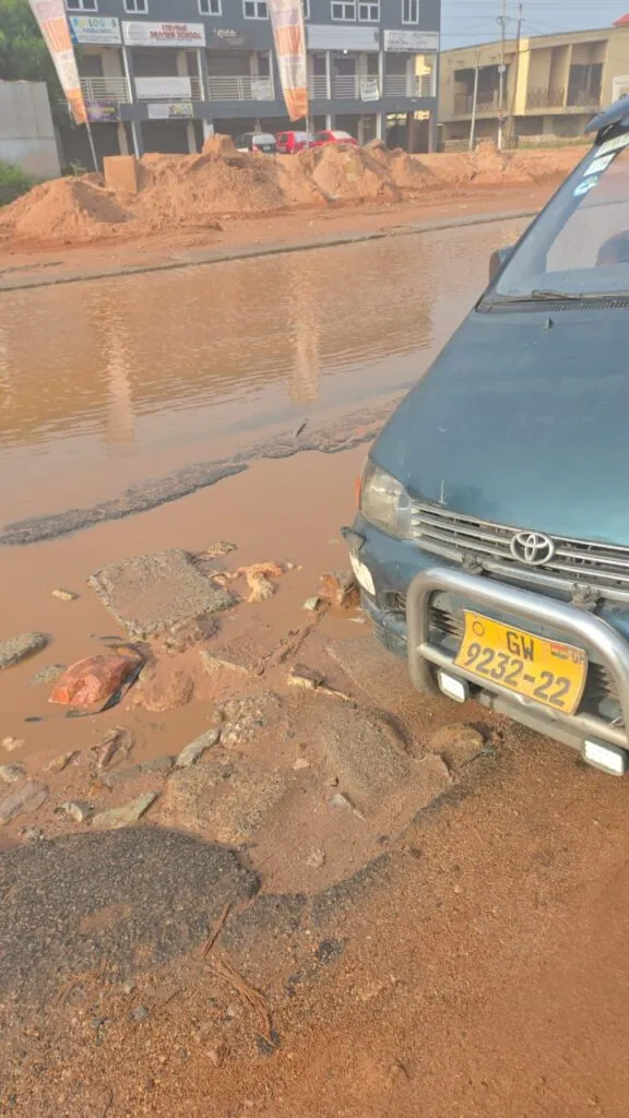 Commuters demand urgent repairs to deteriorating SCC–Old Barrier road