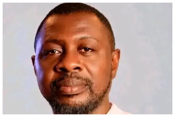 Popular broadcaster dies in road crash
