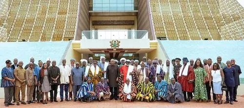 Pres Mahama eulogises Yaa-Naa as ‘fountain of wisdom’ …as Dagbon informs him of his passing