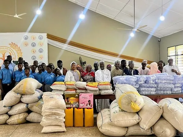 Kabore donates GH¢100,000 to Akropong School for the Blind