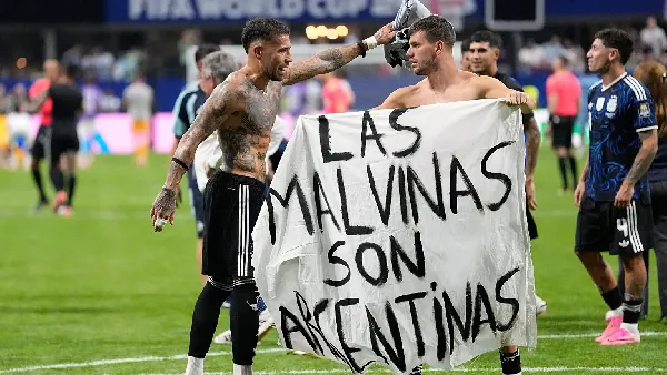 World Cup: Argentina risk FIFA sanctions over political banner display