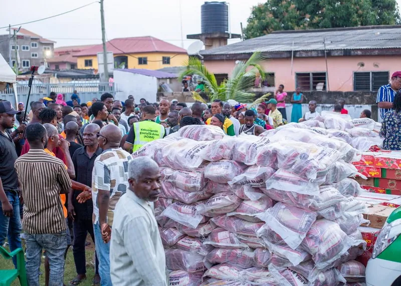 ‘Service to mankind is service to Allah” – Alhaji Agongo donates millions of cedis to flood victims