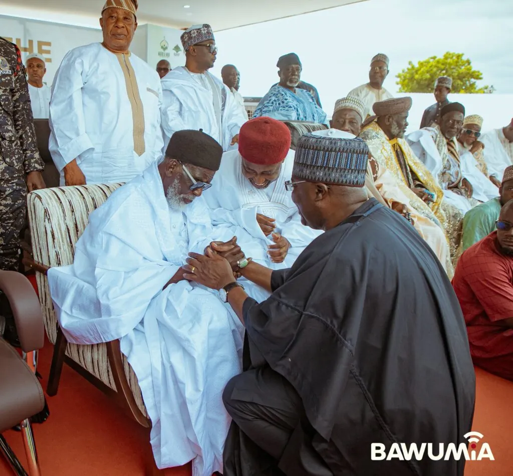 Bawumia commends Amin Adam for visionary Masjid Al Noor project in Tamale