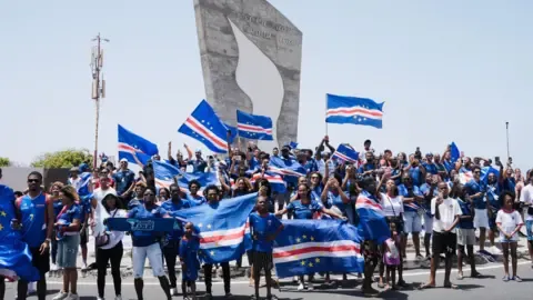 Thousands welcome home Cape Verde footballers after stunning World Cup run
